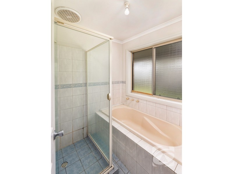 15 Ware Close, Mount Barker SA 5251