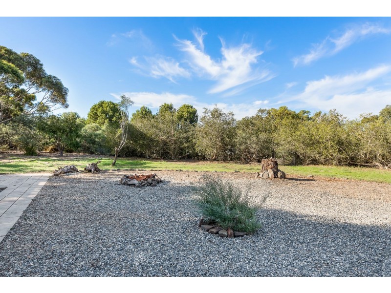 9 Stark Court, Willyaroo SA 5255