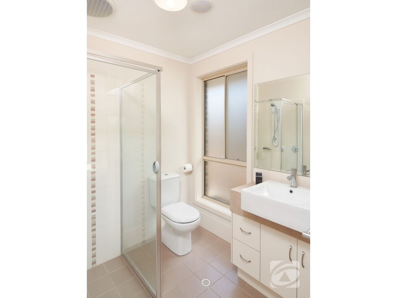 36 Douglas Drive, Mount Barker SA 5251