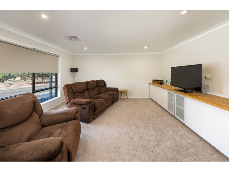 18 St Andrews Drive, Strathalbyn SA 5255