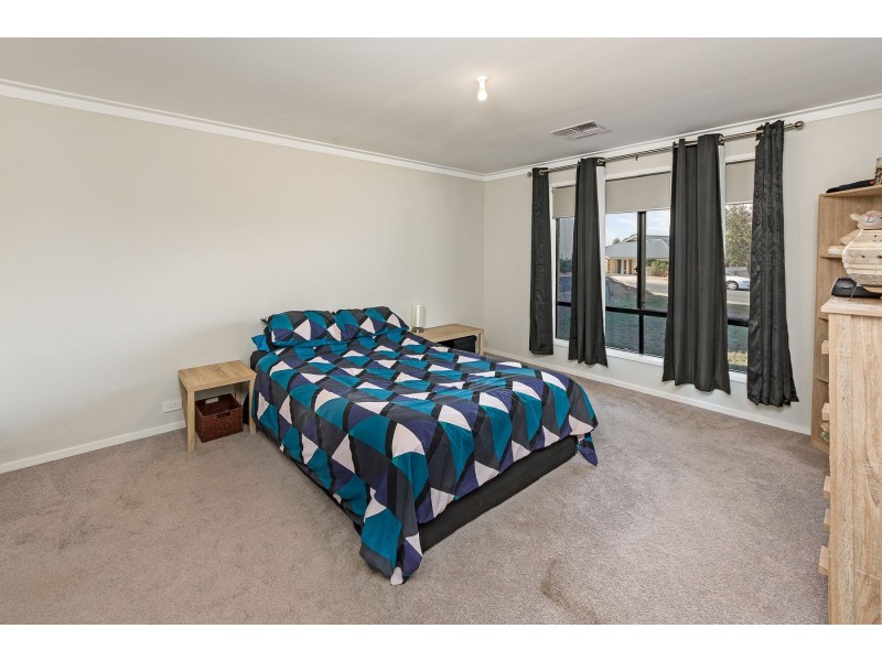 18 St Andrews Drive, Strathalbyn SA 5255