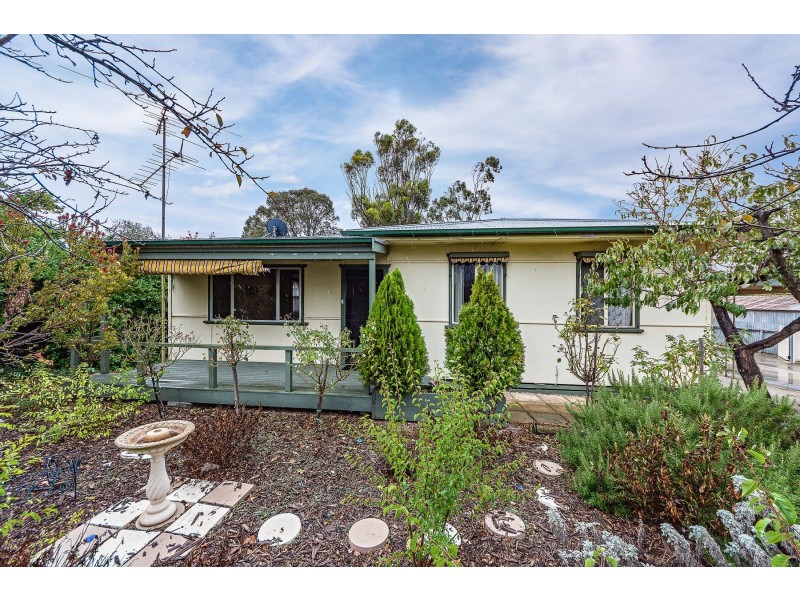 12 Parker Avenue, Strathalbyn SA 5255