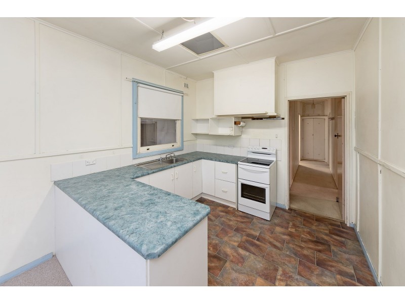 12 Parker Avenue, Strathalbyn SA 5255