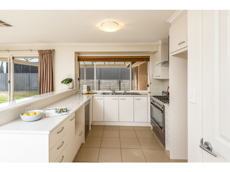 15 Adamson Court, Mount Barker SA 5251
