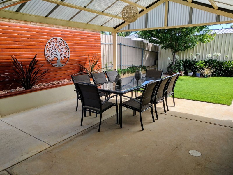 6 Randell Street, Mount Barker SA 5251
