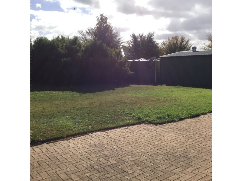 28 Marchant Road, Strathalbyn SA 5255