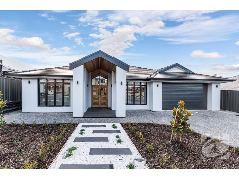 8 Red Gum Crescent, Mount Barker SA 5251