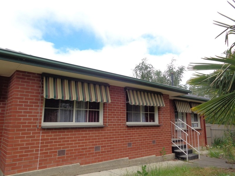 2 Dumas Street, Mount Barker SA 5251