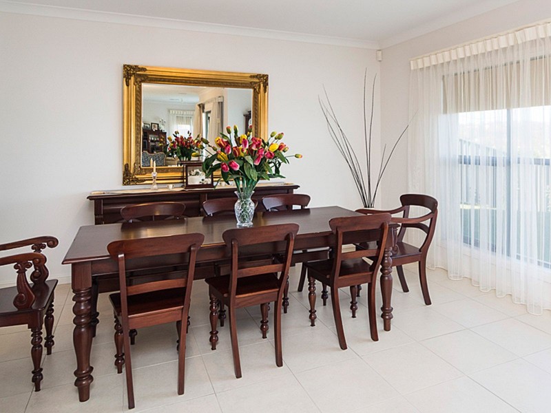 2 Pinnacle Court, Mount Barker SA 5251