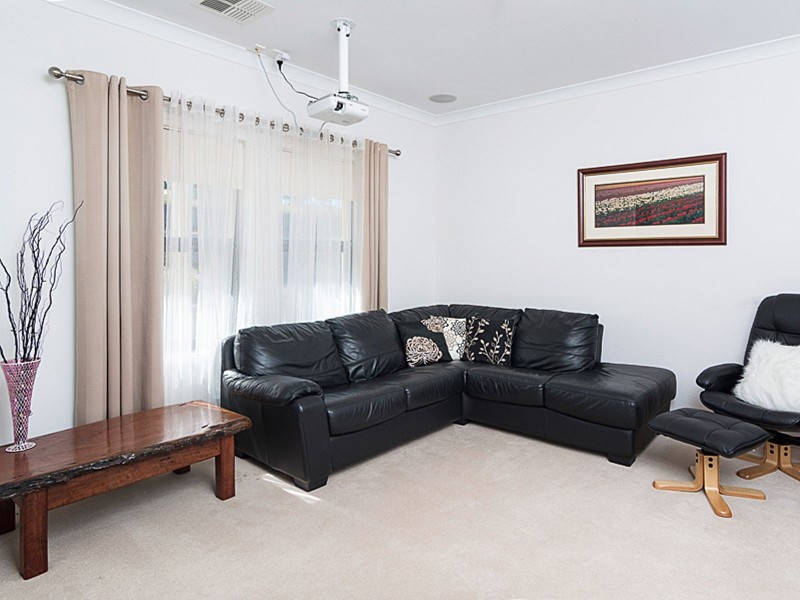 2 Pinnacle Court, Mount Barker SA 5251