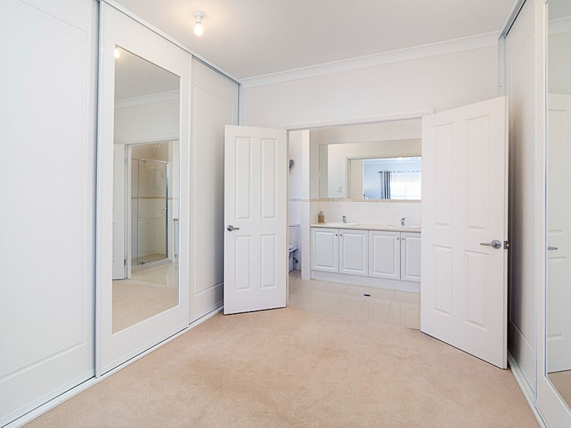 2 Pinnacle Court, Mount Barker SA 5251