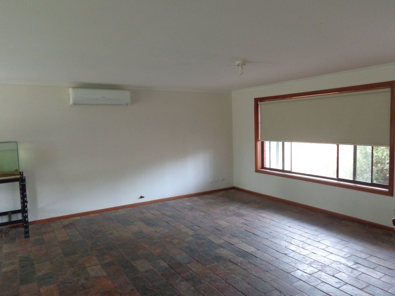 16 Carr Street, Mount Barker SA 5251