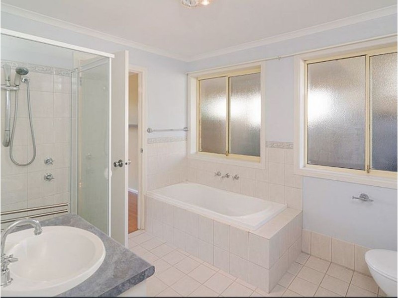 23 Scarborough Way, Mount Barker SA 5251