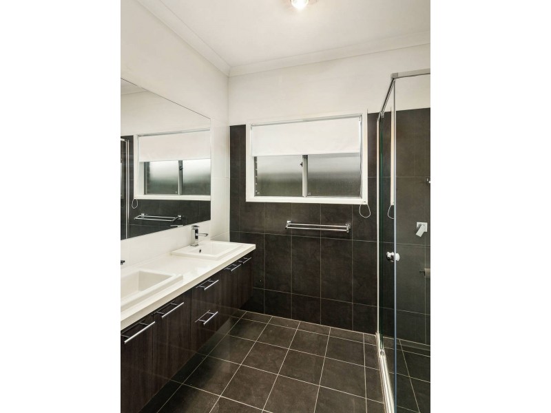 25 Karra Circle, Mount Barker SA 5251