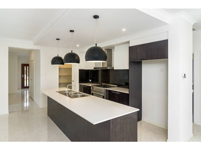 25 Karra Circle, Mount Barker SA 5251