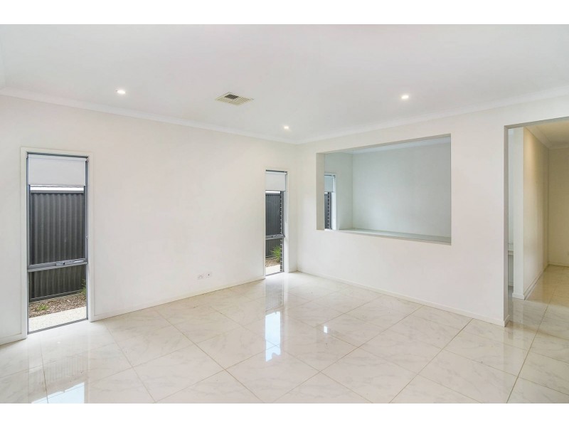 25 Karra Circle, Mount Barker SA 5251