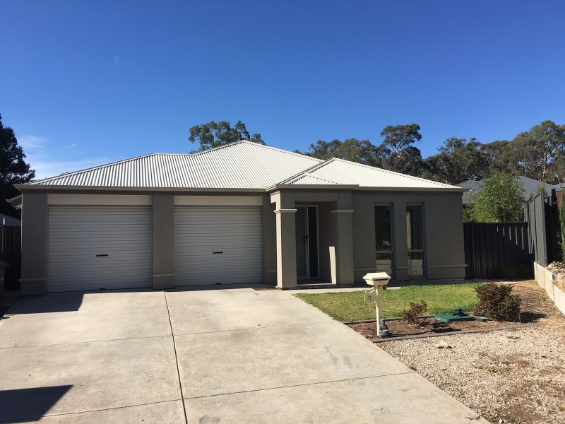 12 Graham Close, Mount Barker SA 5251