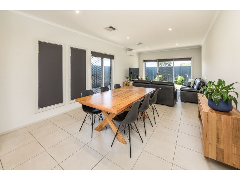 2/21 Weld Crescent, Mount Barker SA 5251