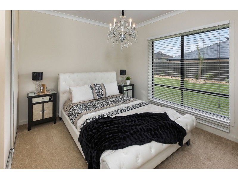 18 Red Gum Crescent, Mount Barker SA 5251