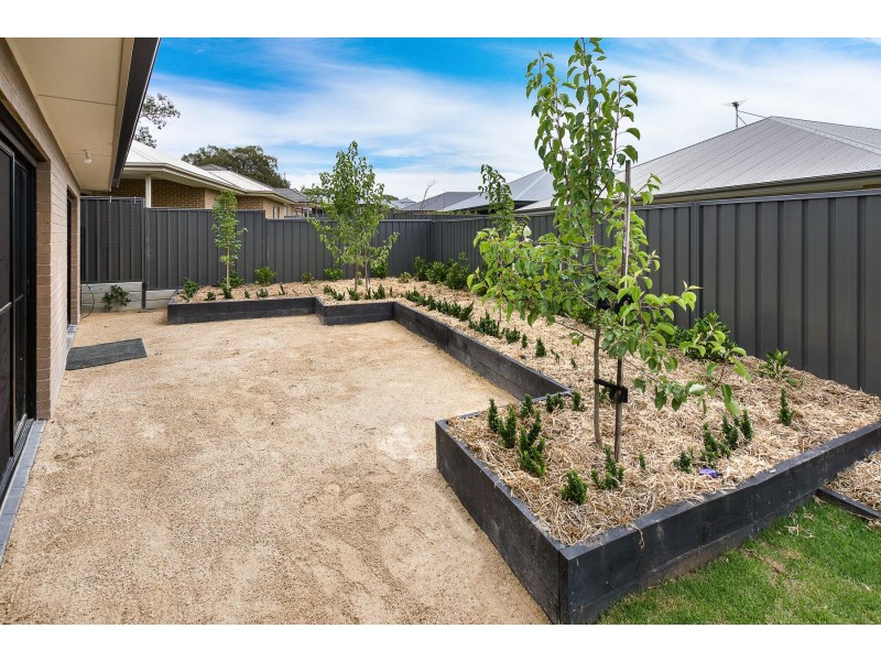 18 Red Gum Crescent, Mount Barker SA 5251