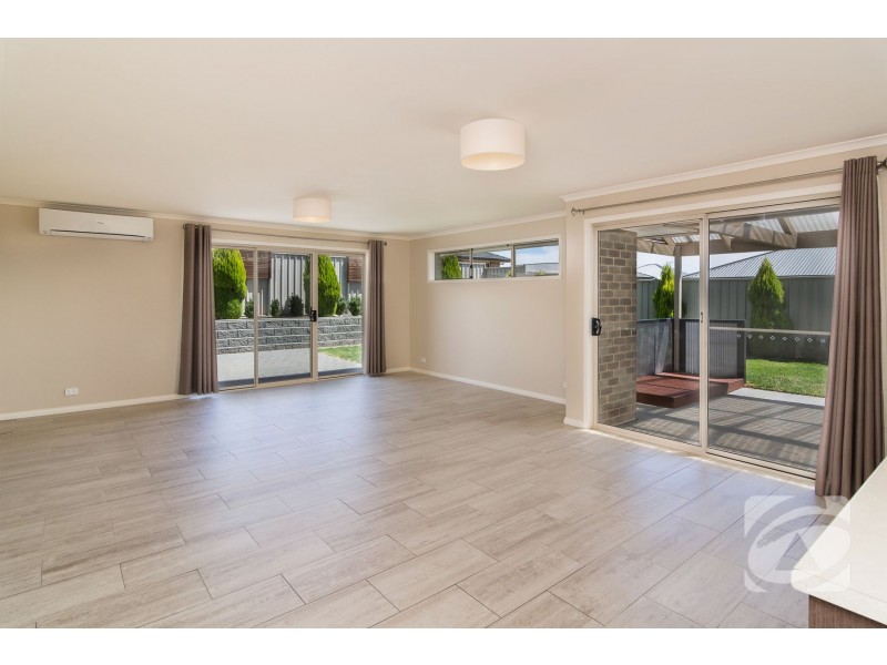 74 Douglas Drive, Mount Barker SA 5251