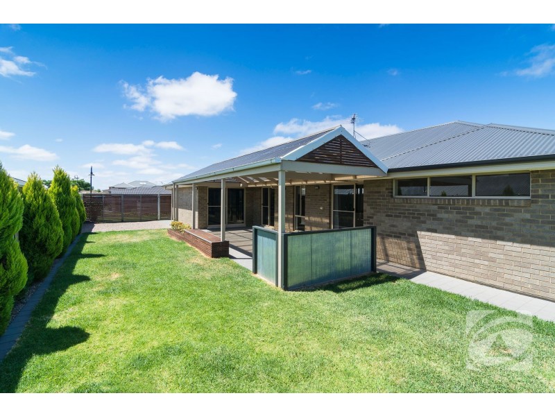 74 Douglas Drive, Mount Barker SA 5251