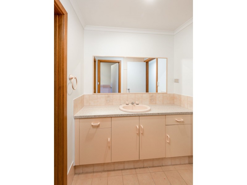 26 Stephens Avenue, Strathalbyn SA 5255