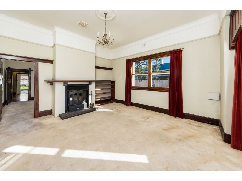 19 West Terrace, Strathalbyn SA 5255