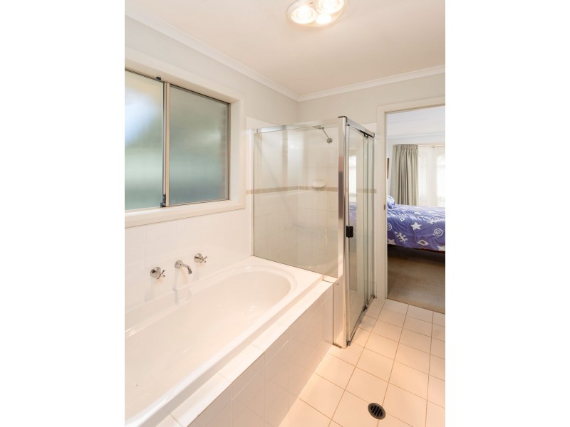 19 Strathford Way, Strathalbyn SA 5255