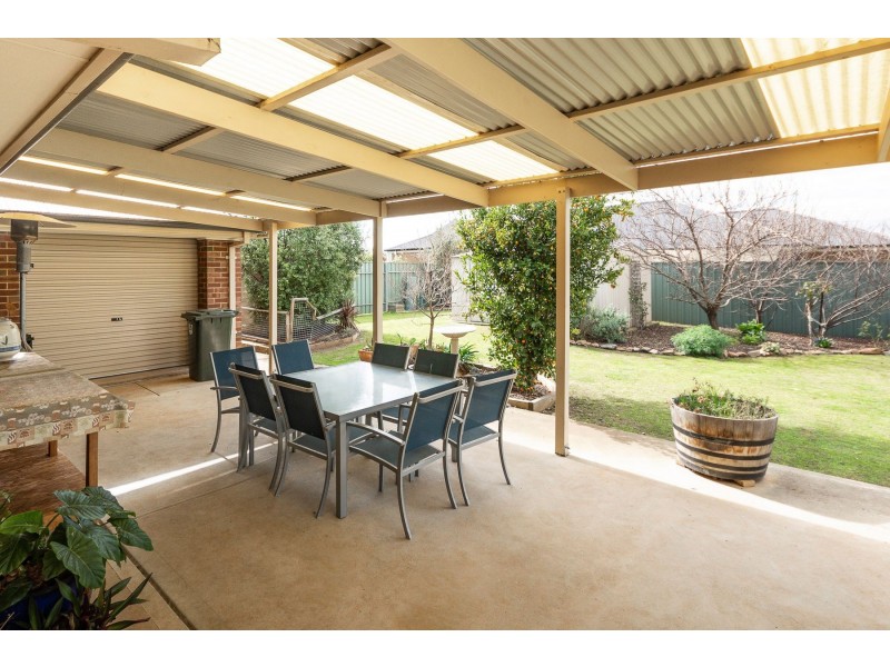 19 Strathford Way, Strathalbyn SA 5255
