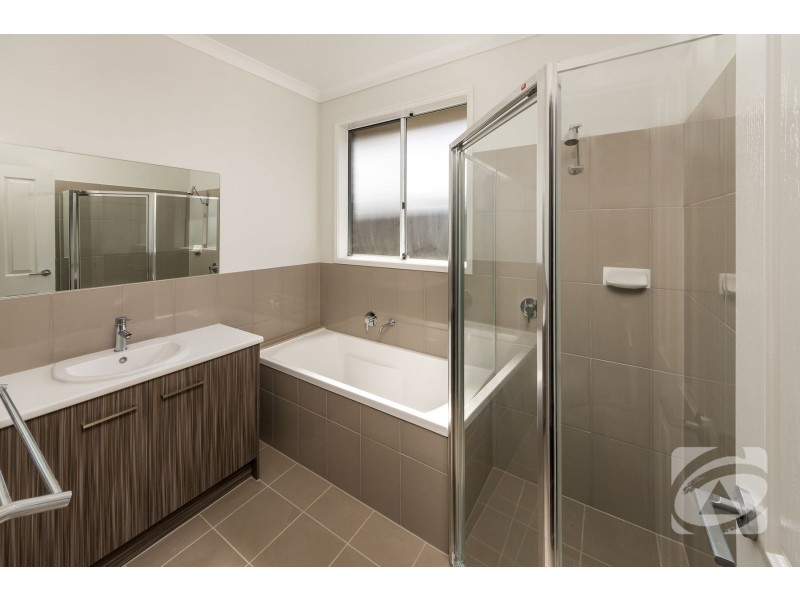19 Wycombe Drive, Mount Barker SA 5251