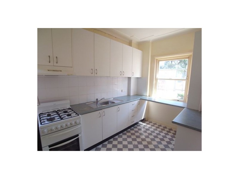 2/15 Denham Street, Surry Hills NSW 2010