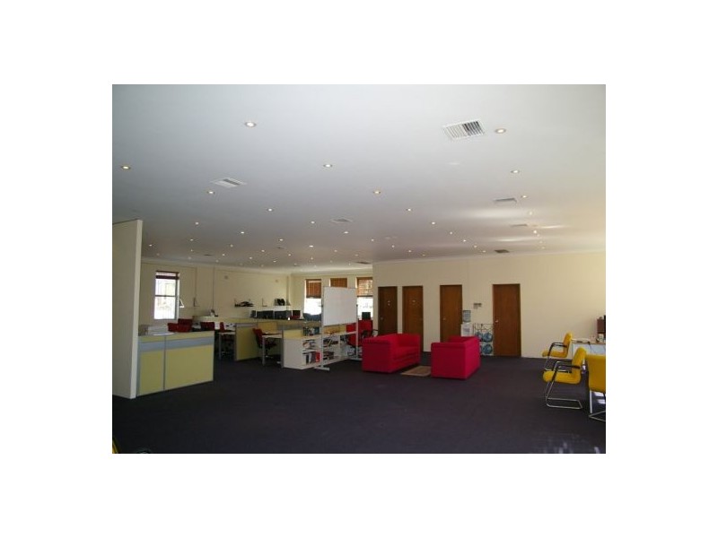 2/68 Moncur Street, Woollahra NSW 2025