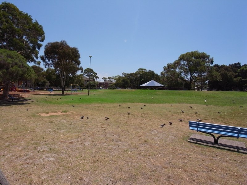 2/16 Barber Avenue, Eastlakes NSW 2018