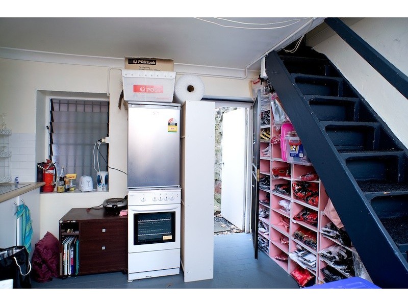 327 South Dowling Street, Darlinghurst NSW 2010
