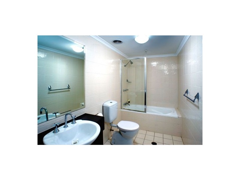 59/4 Gillespie Avenue, enter via cnr Ralph & Gillepspie, Alexandria NSW 2015