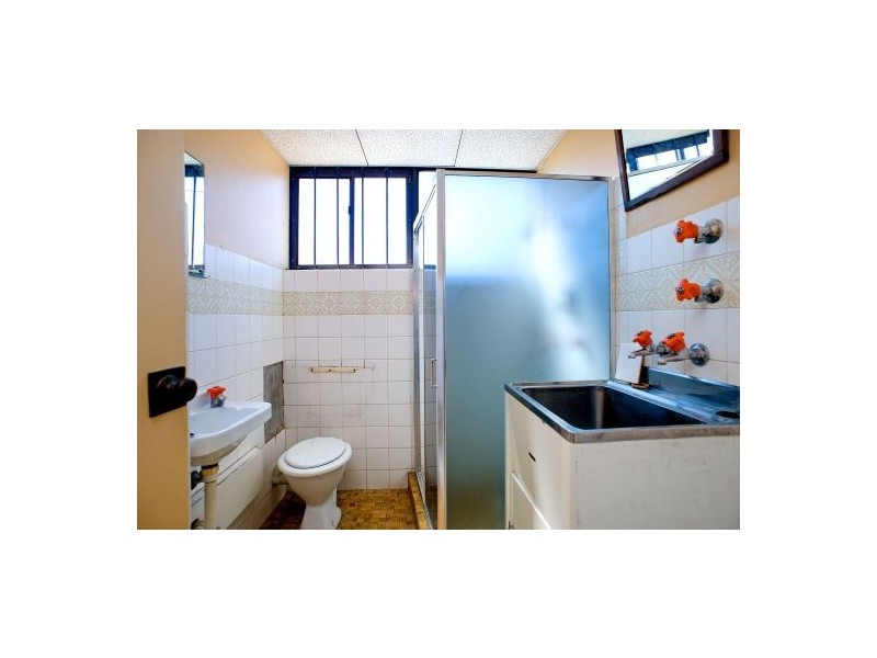 2a/2 Cook Road (cnr Moore Park Rd), Centennial Park NSW 2021