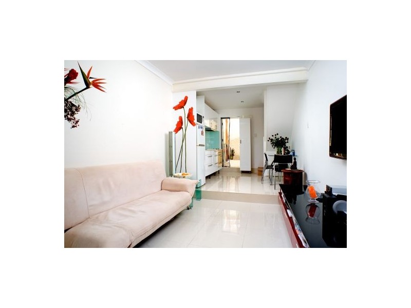 37. Yurong Street, Darlinghurst NSW 2010