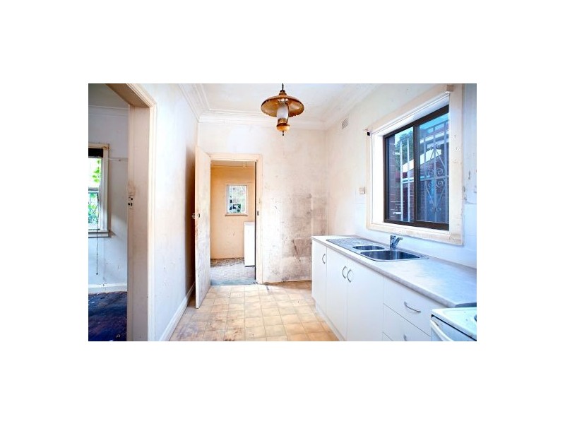 42 Isaac Smith Street, Daceyville NSW 2032