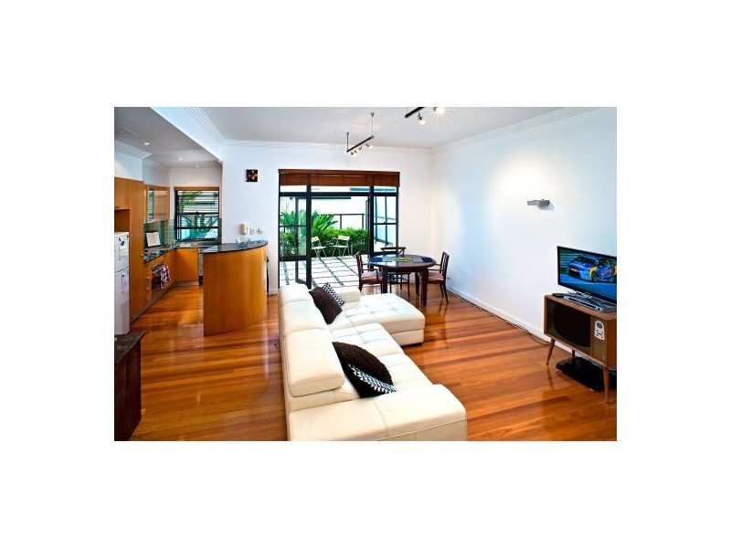 8/269 Riley Street, Surry Hills NSW 2010