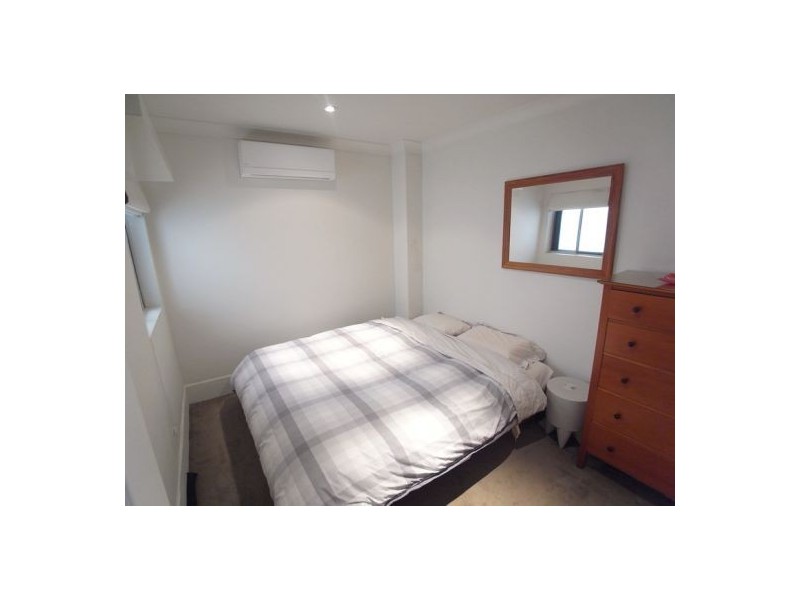 18 High Holborn Street, Surry Hills NSW 2010