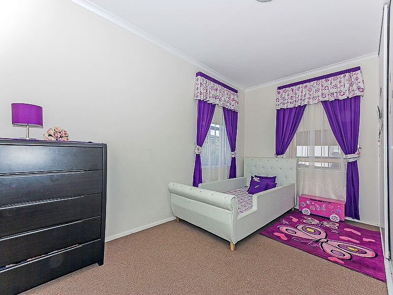 14 Centenary Crescent, Werribee VIC 3030