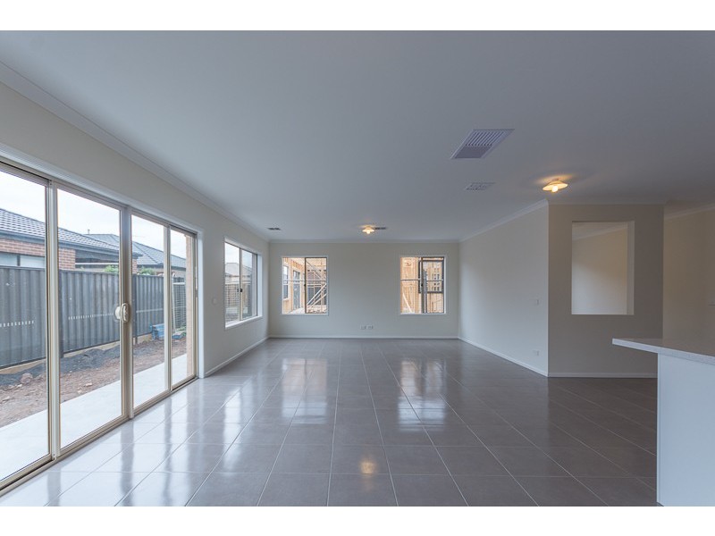 10 Andara Street, Truganina VIC 3029