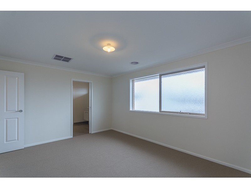 10 Andara Street, Truganina VIC 3029