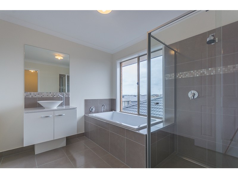 10 Andara Street, Truganina VIC 3029