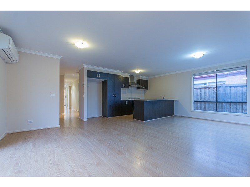 4 Destiny Lane, Tarneit VIC 3029