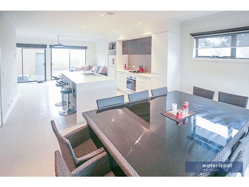 2 Sierra Avenue, Sunshine West VIC 3020