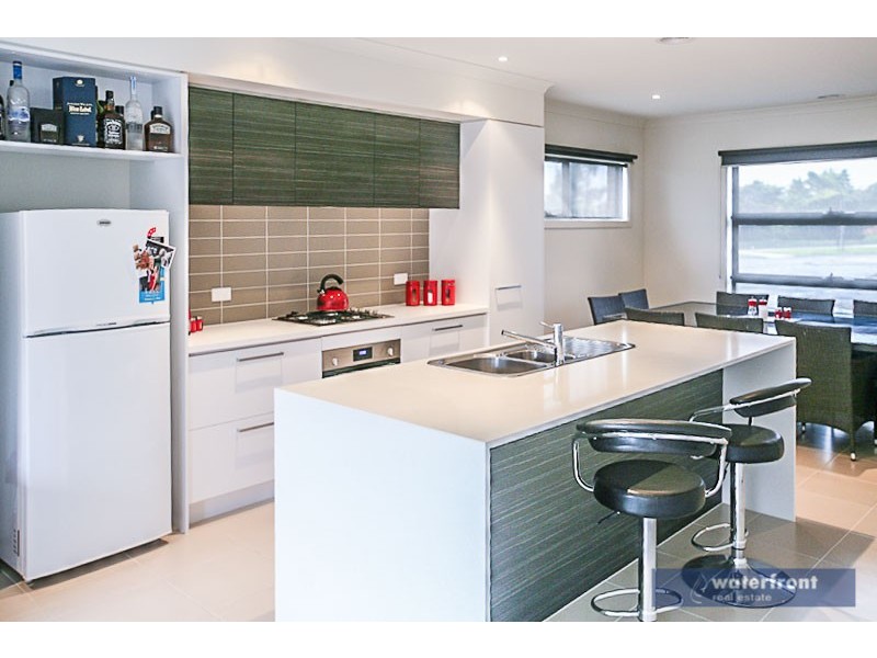 2 Sierra Avenue, Sunshine West VIC 3020