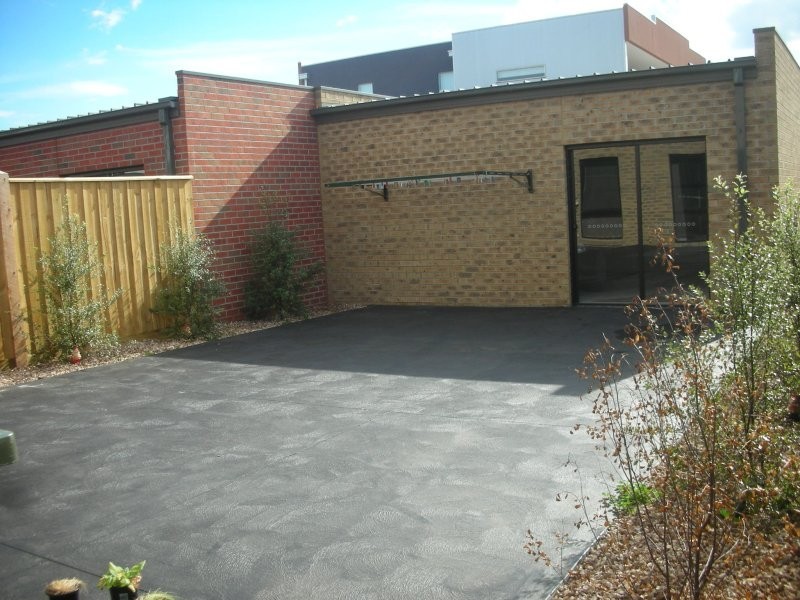 53 Swamphen Drive, Williams Landing VIC 3027