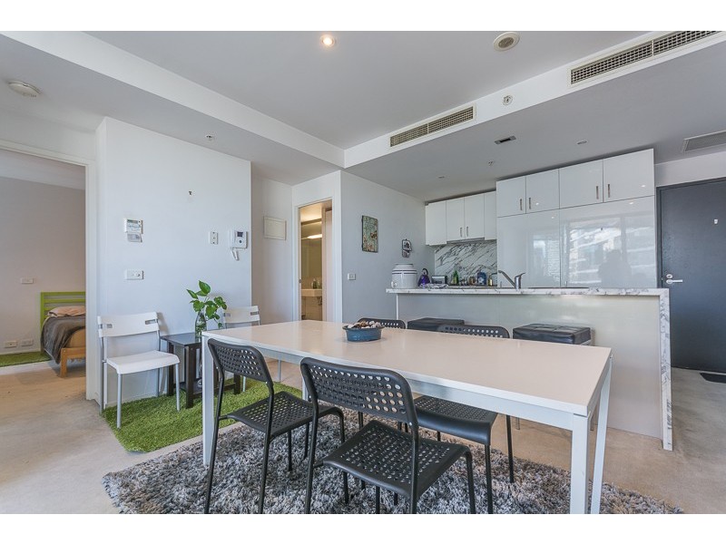 1204/18 Waterview Walk, Docklands VIC 3008